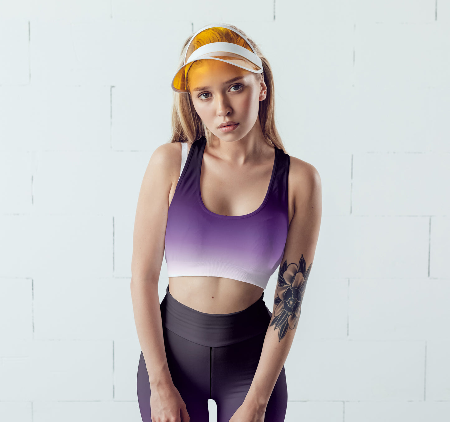 Conjunto deportivo degradado morado