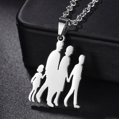 Collares de plata familiares